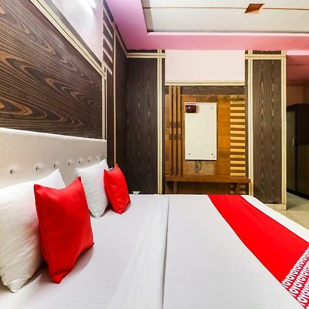 Oyo 47630 Grand Villa Moga Екстериор снимка
