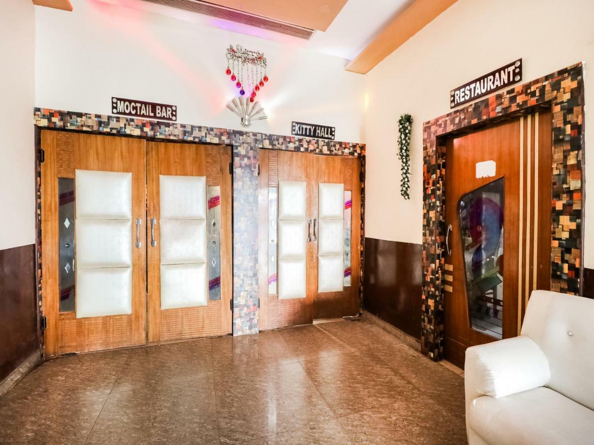 Oyo 47630 Grand Villa Moga Екстериор снимка